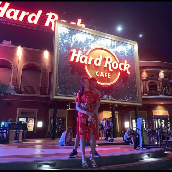 Meet your Posher, Michelle - Picture 3 of 3